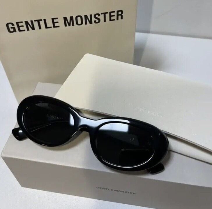 عینک افتابی gentle monster🕸️