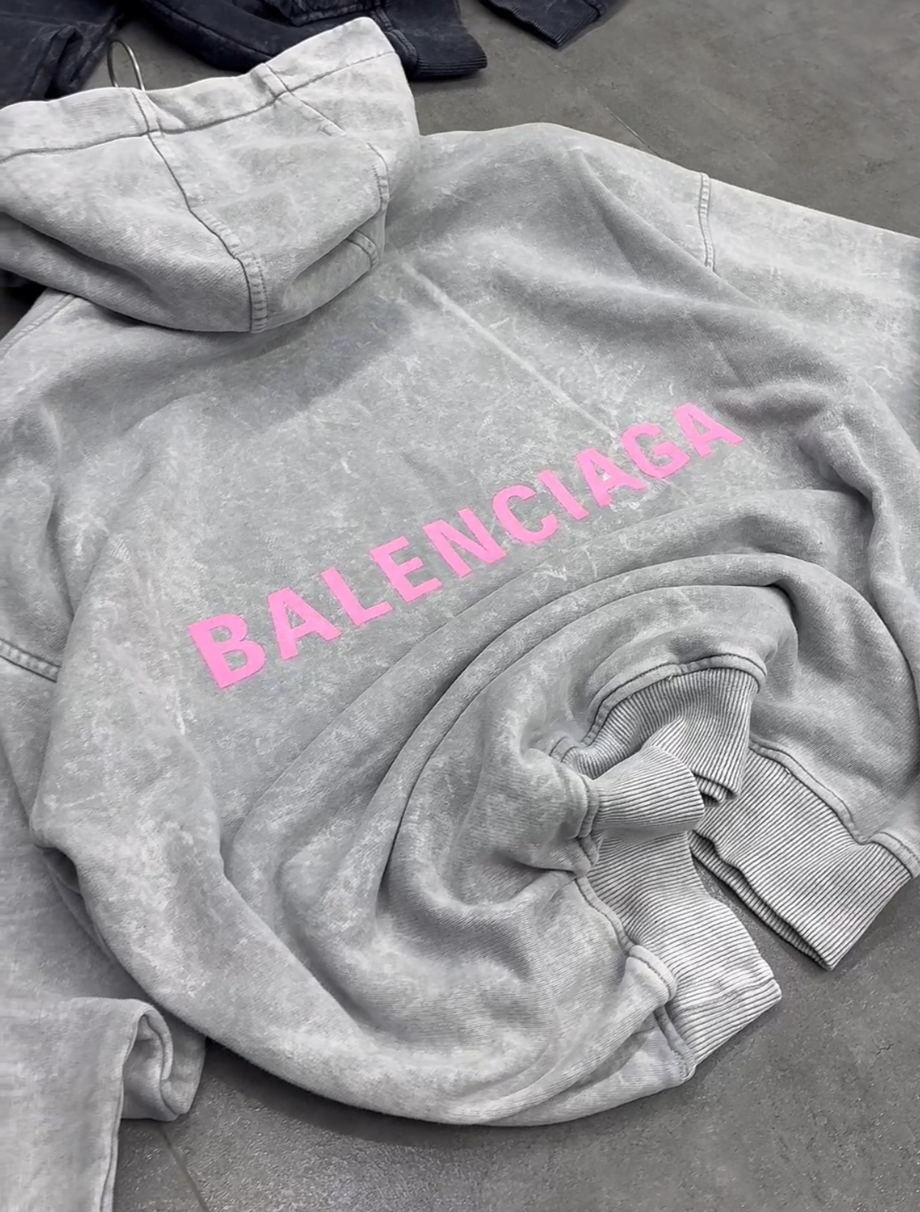 هودی balenciaga سنگشور✨